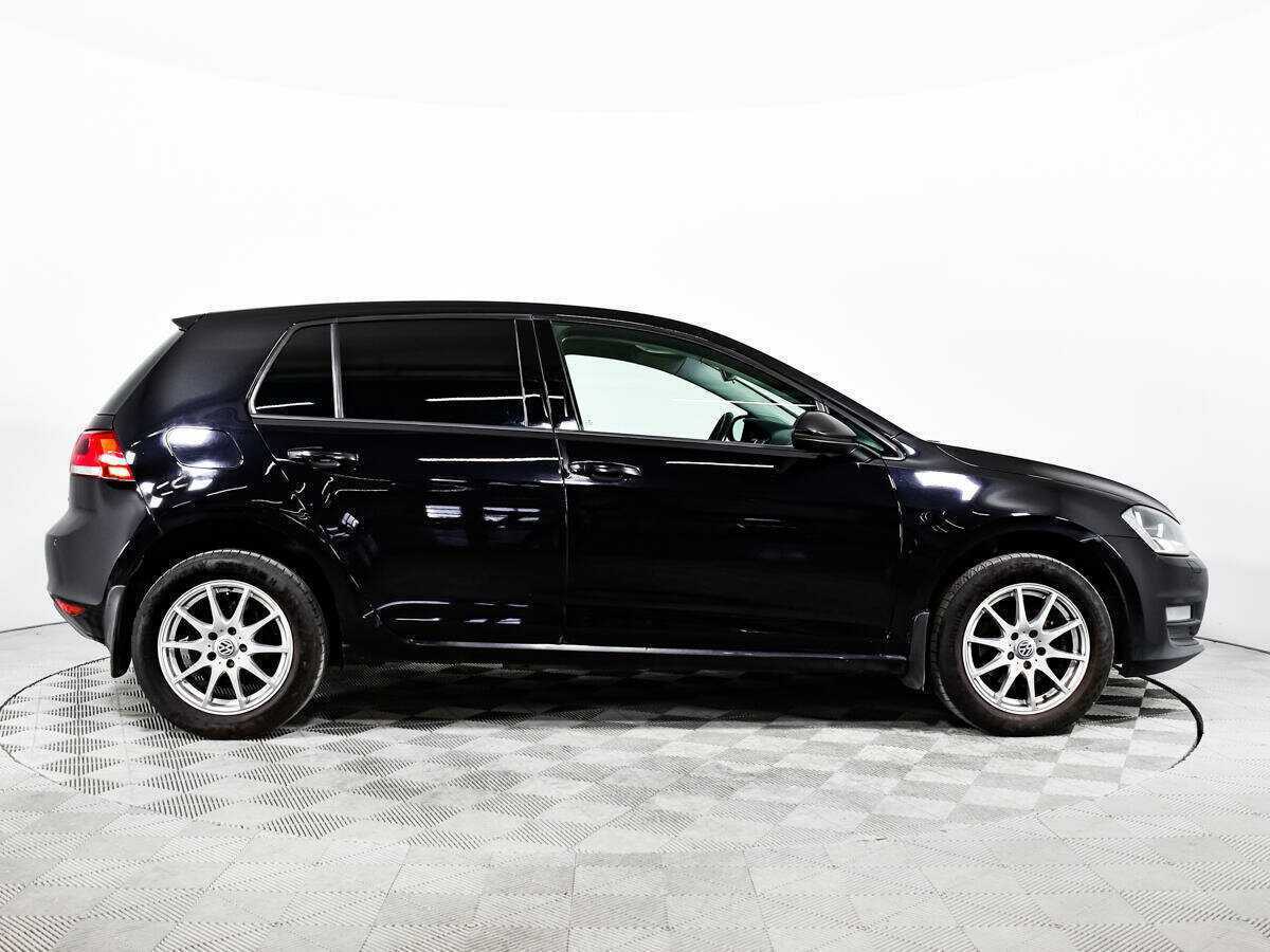 Купить Volkswagen Golf с пробегом. Фото: #3