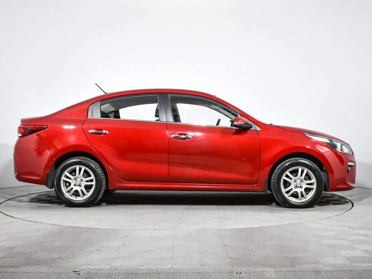 Купить Kia Rio с пробегом. Фото: #3