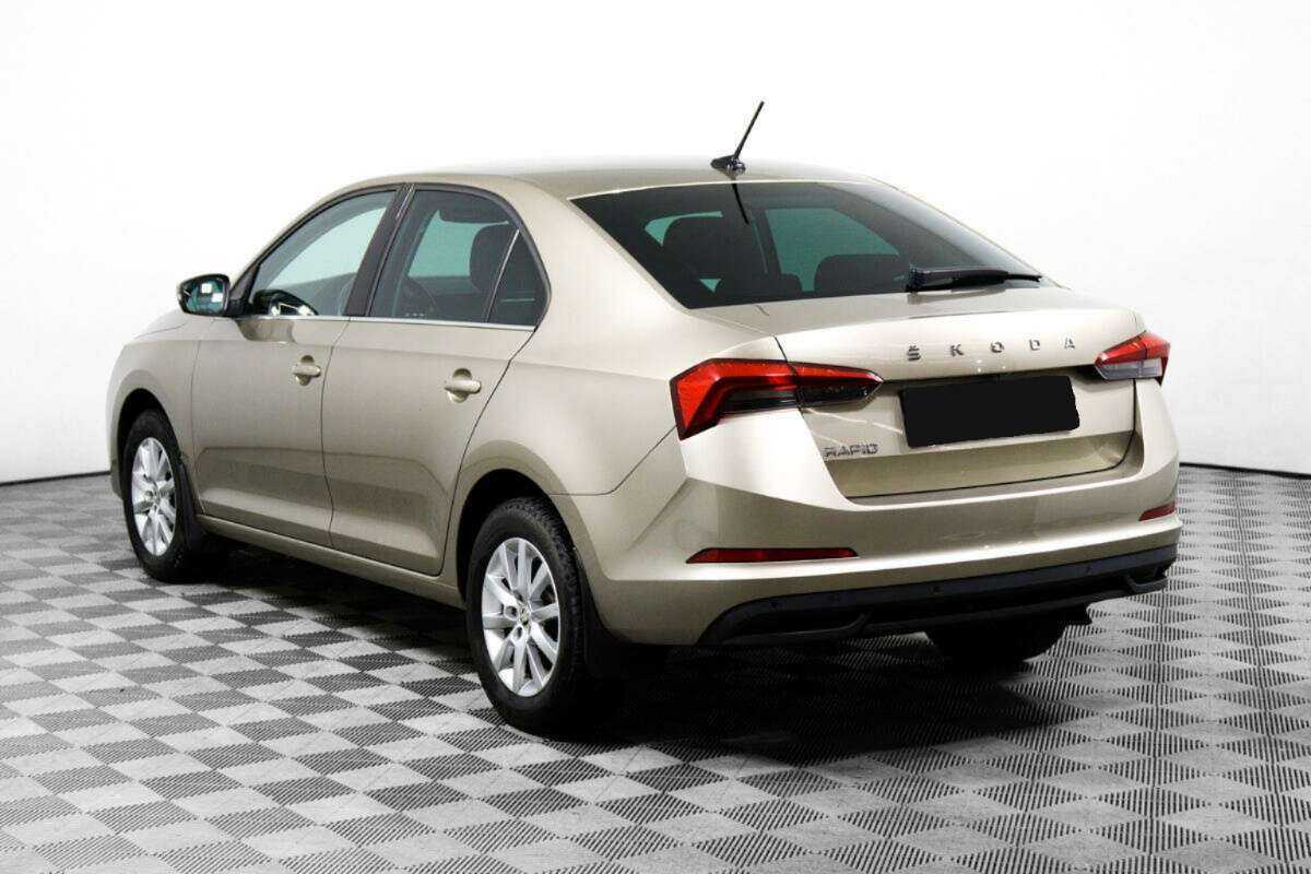 Купить Skoda Rapid с пробегом. Фото: #5