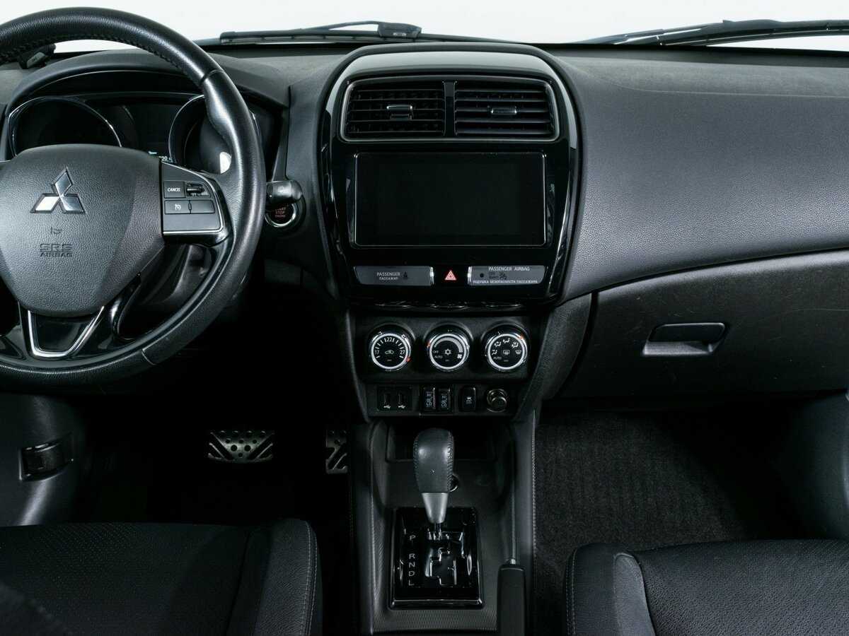 Купить Mitsubishi ASX с пробегом. Фото: #8