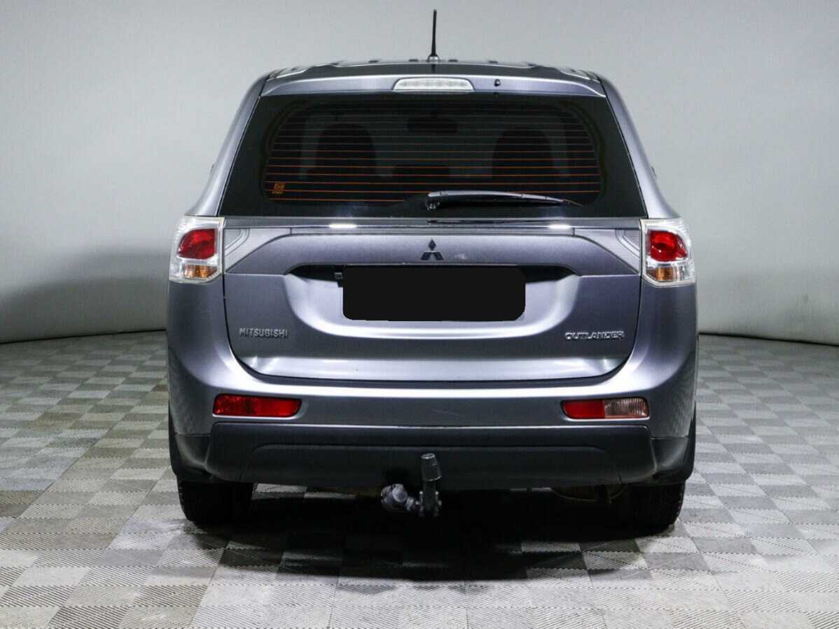 Купить Mitsubishi Outlander с пробегом. Фото: #5