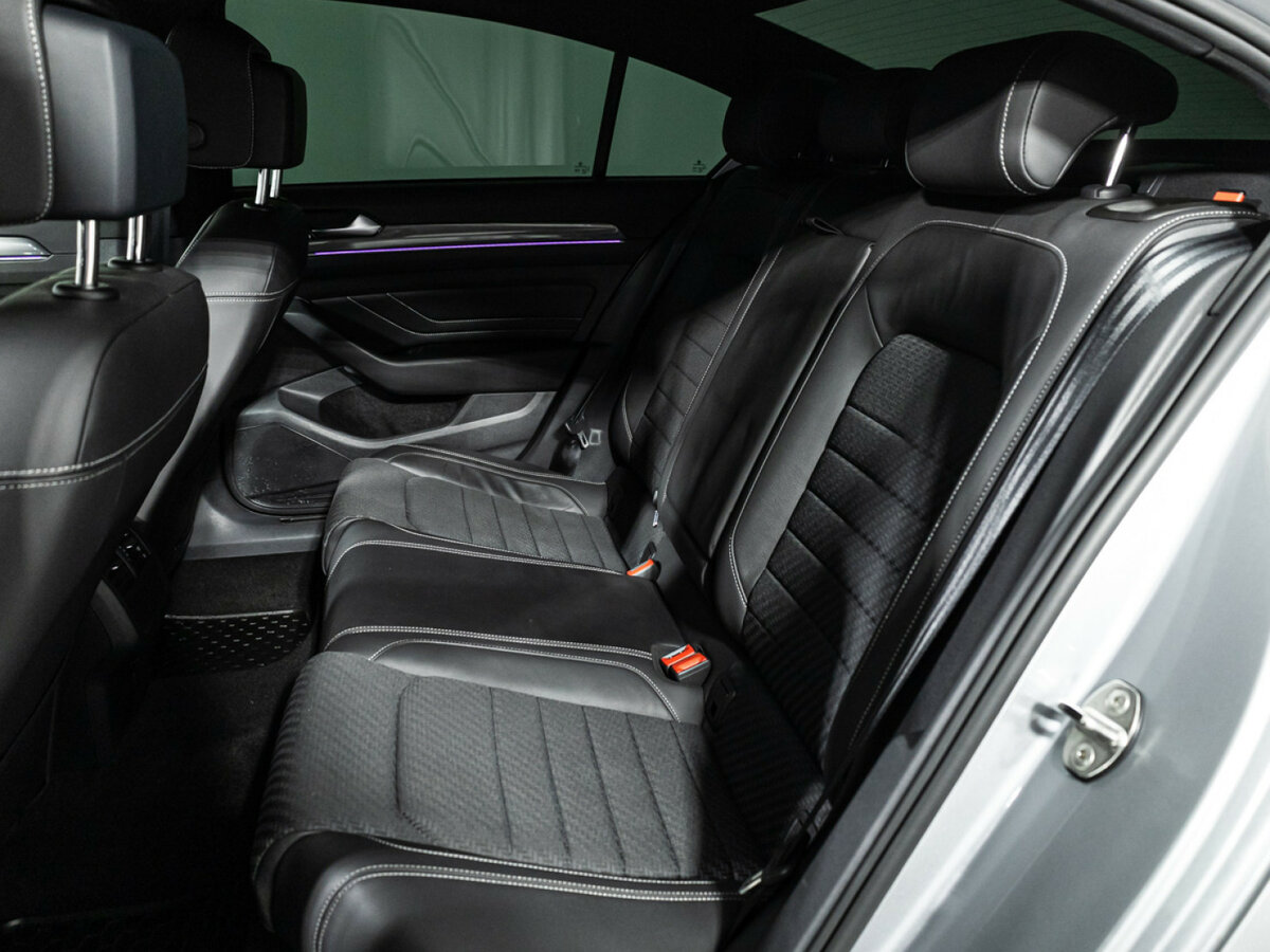 Купить Volkswagen Passat с пробегом. Фото: #9