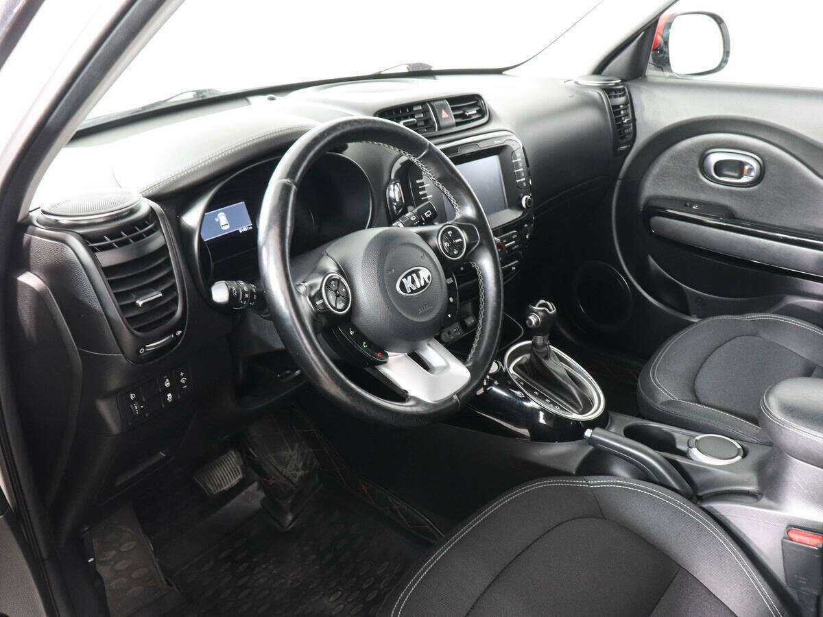 Купить Kia Soul с пробегом. Фото: #8