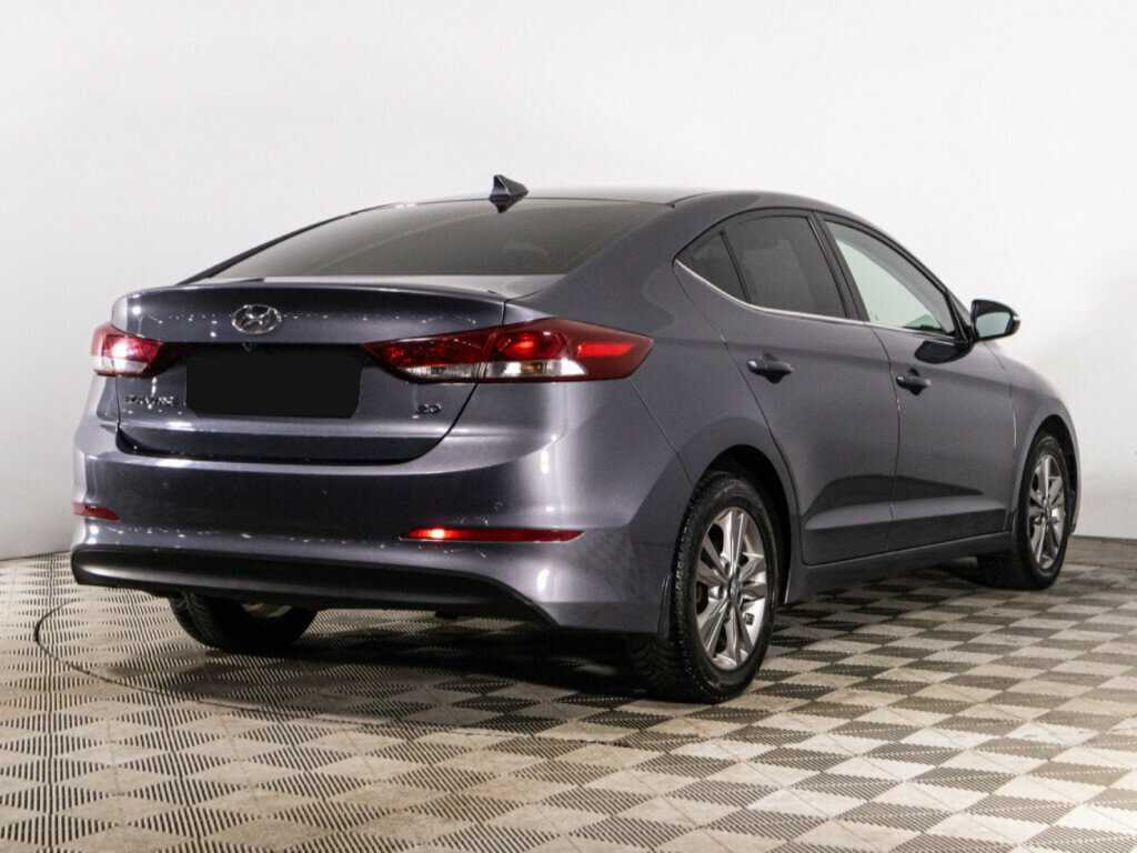 Купить Hyundai Elantra с пробегом. Фото: #4