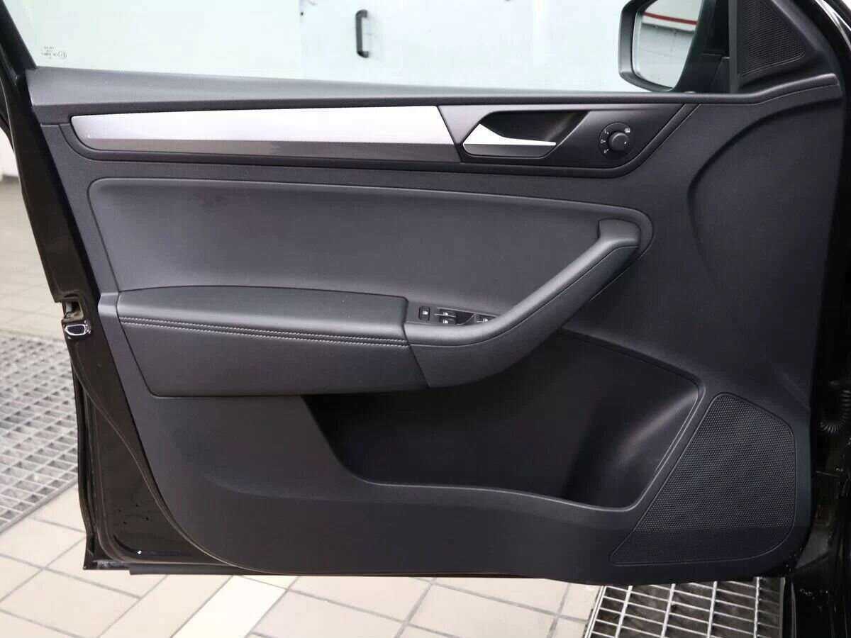 Купить Volkswagen Polo с пробегом. Фото: #5
