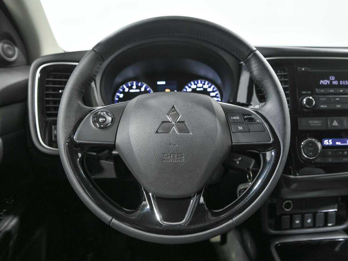 Купить Mitsubishi Outlander с пробегом. Фото: #7