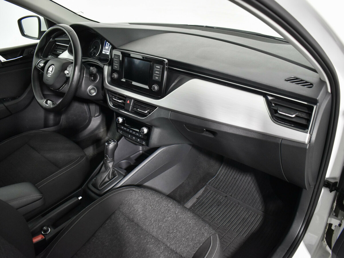 Купить Skoda Rapid с пробегом. Фото: #11