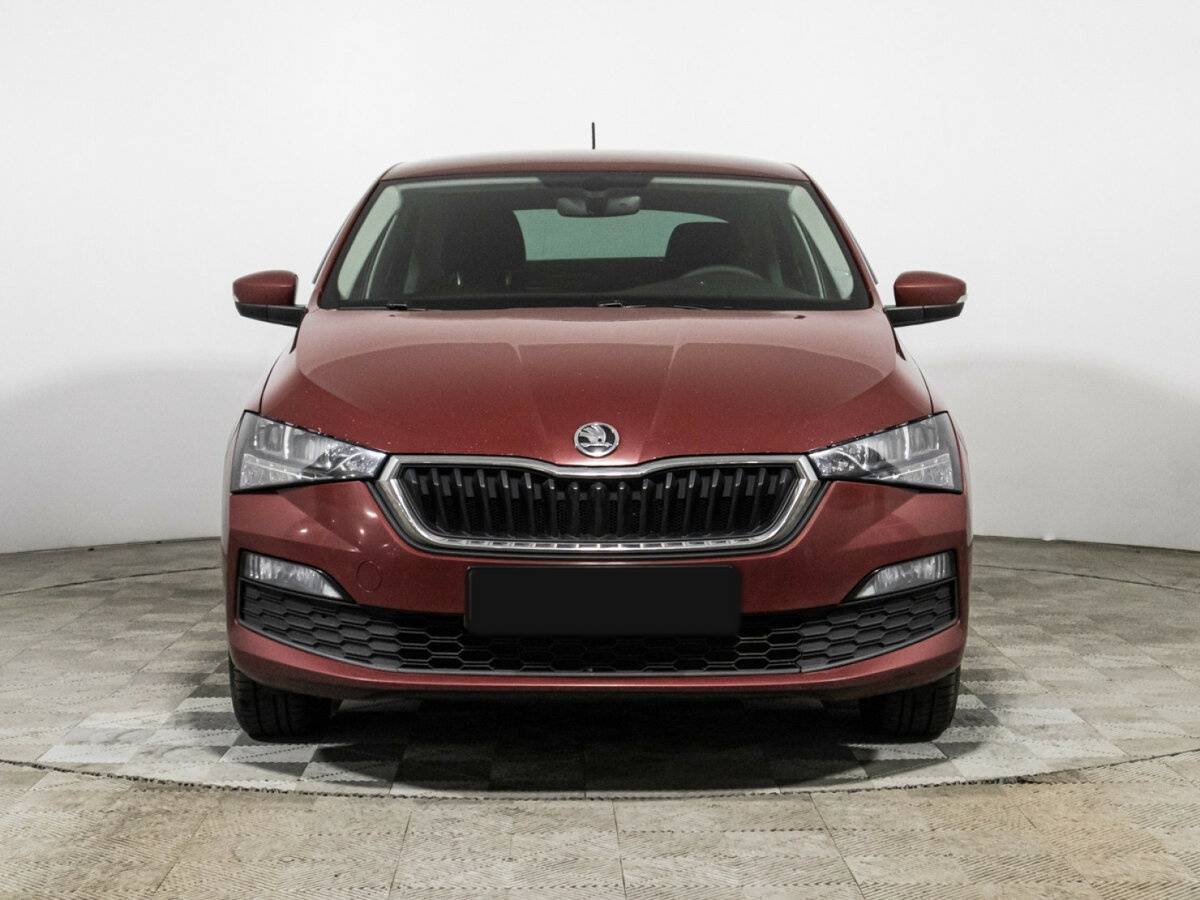 Купить Skoda Rapid с пробегом. Фото: #1