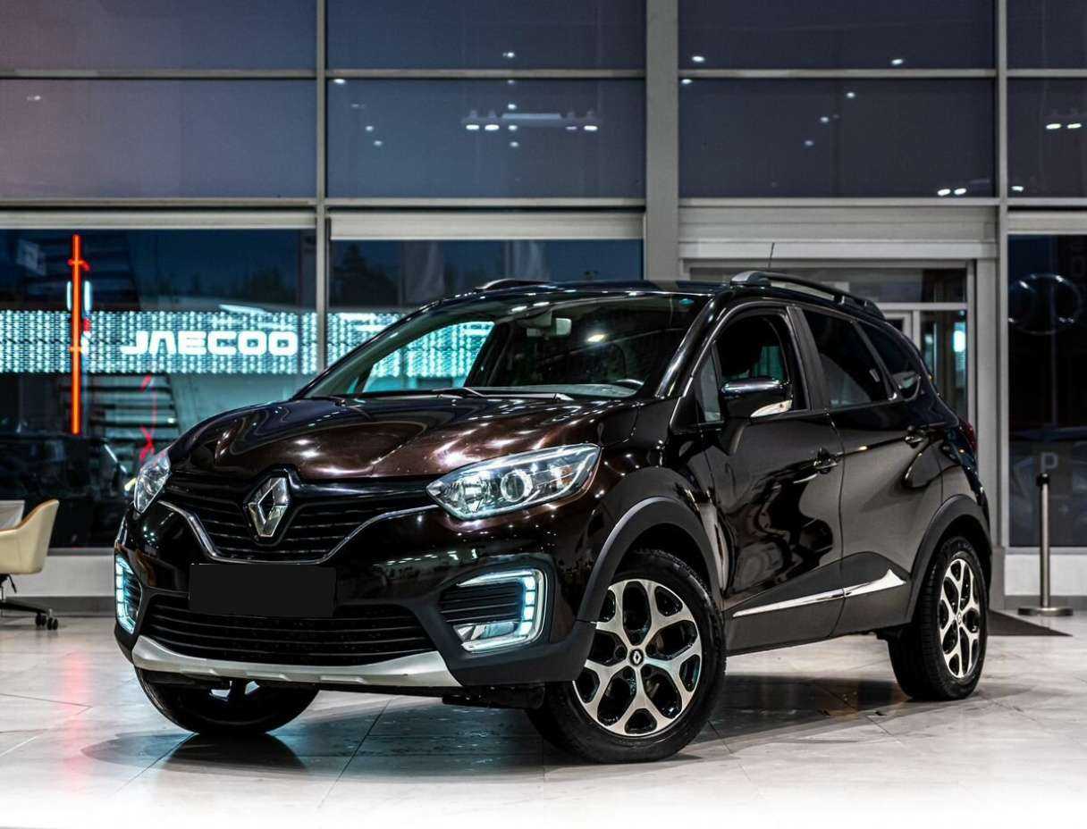 Купить Renault Kaptur с пробегом. Посмотреть фото