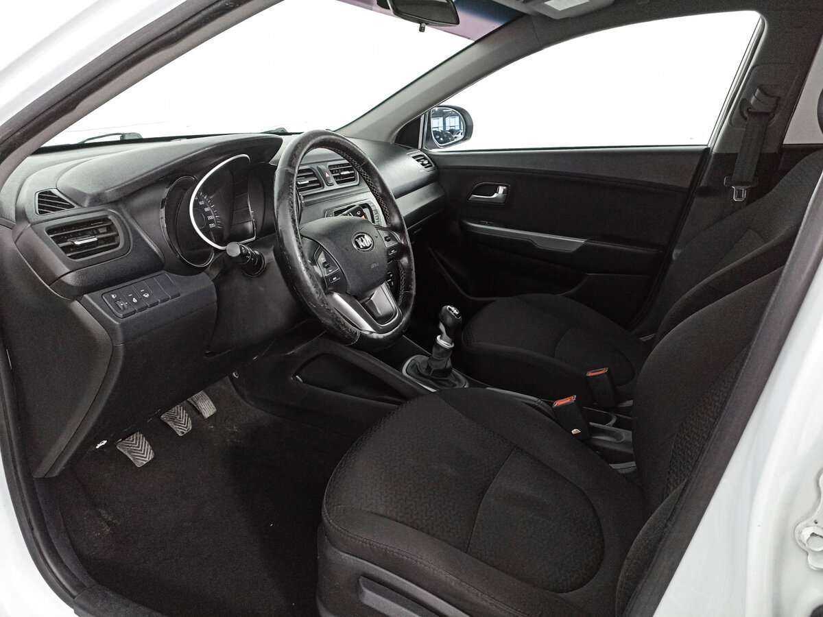 Купить Kia Rio с пробегом. Фото: #15