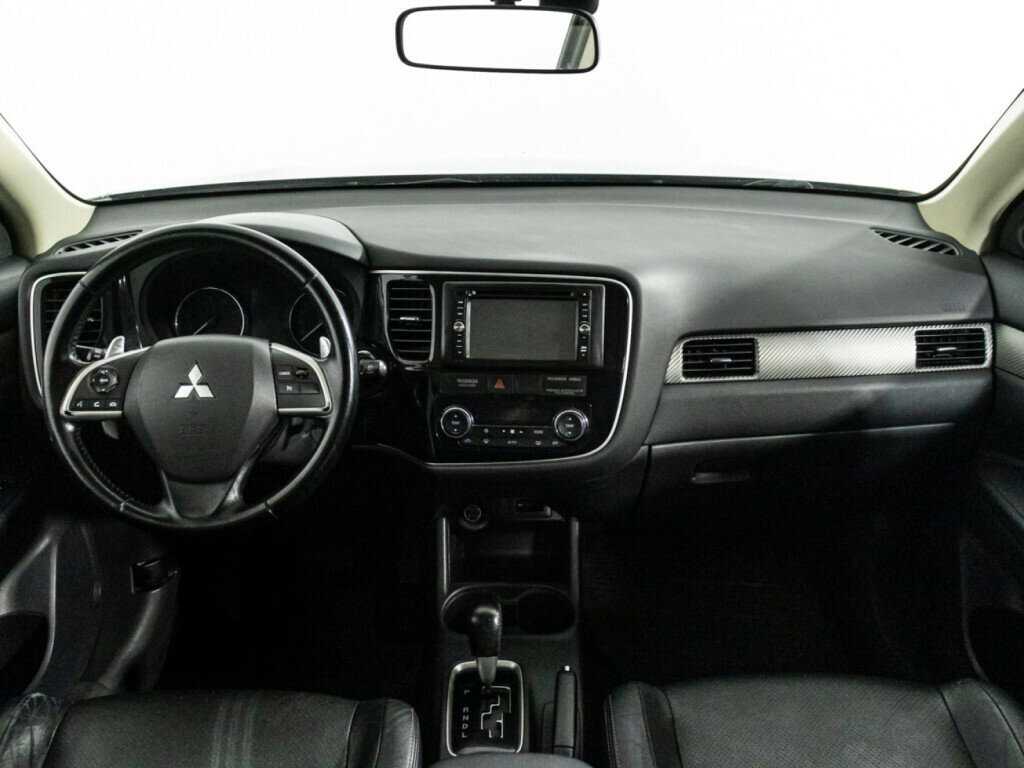 Купить Mitsubishi Outlander с пробегом. Фото: #12