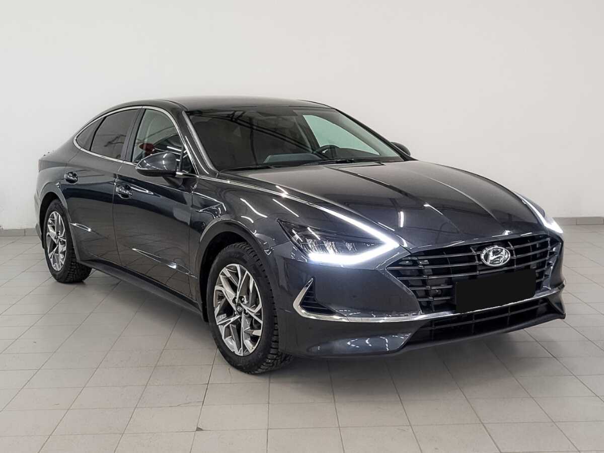 Купить Hyundai Sonata с пробегом. Фото: #2