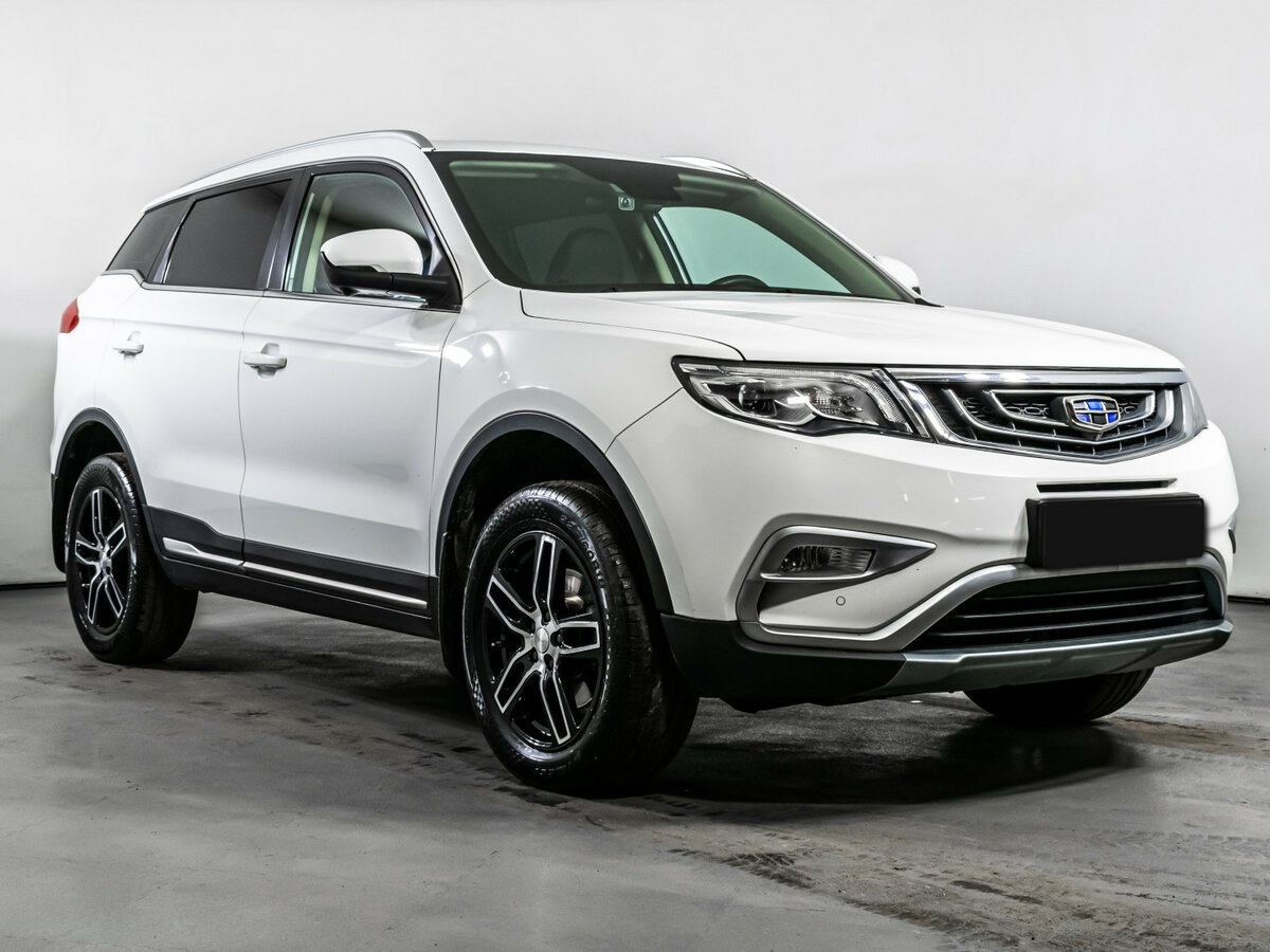 Купить Geely Atlas с пробегом. Фото: #2