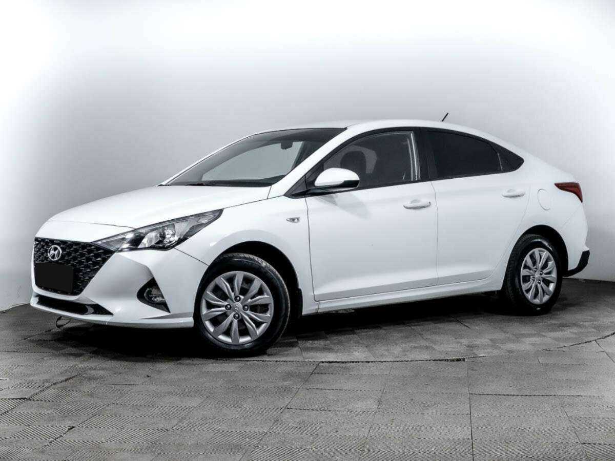 Купить Hyundai Solaris с пробегом. Посмотреть фото