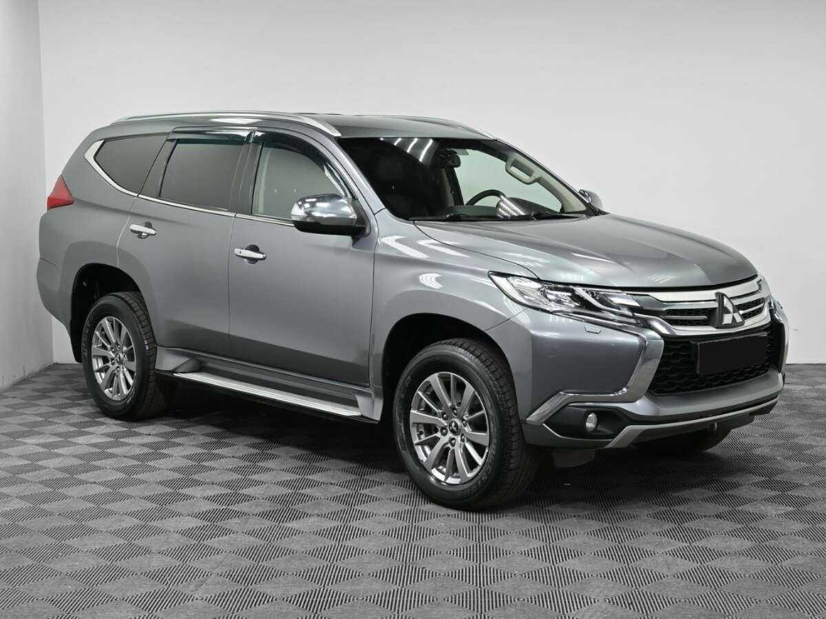 Купить Mitsubishi Pajero Sport с пробегом. Фото: #2