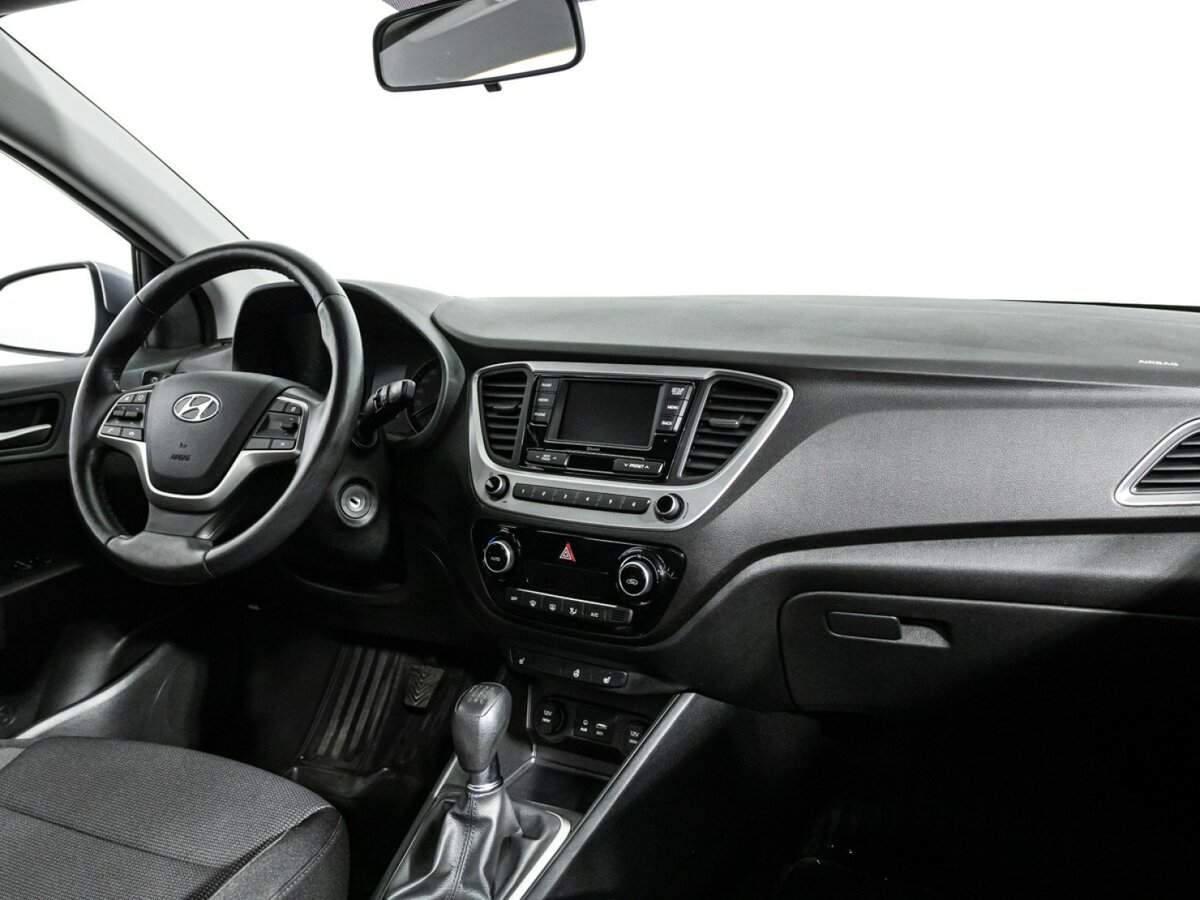 Купить Hyundai Solaris с пробегом. Фото: #8