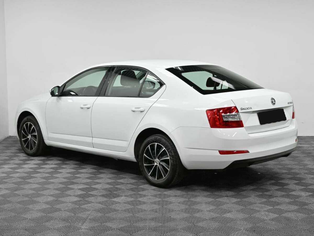 Купить Skoda Octavia с пробегом. Фото: #3