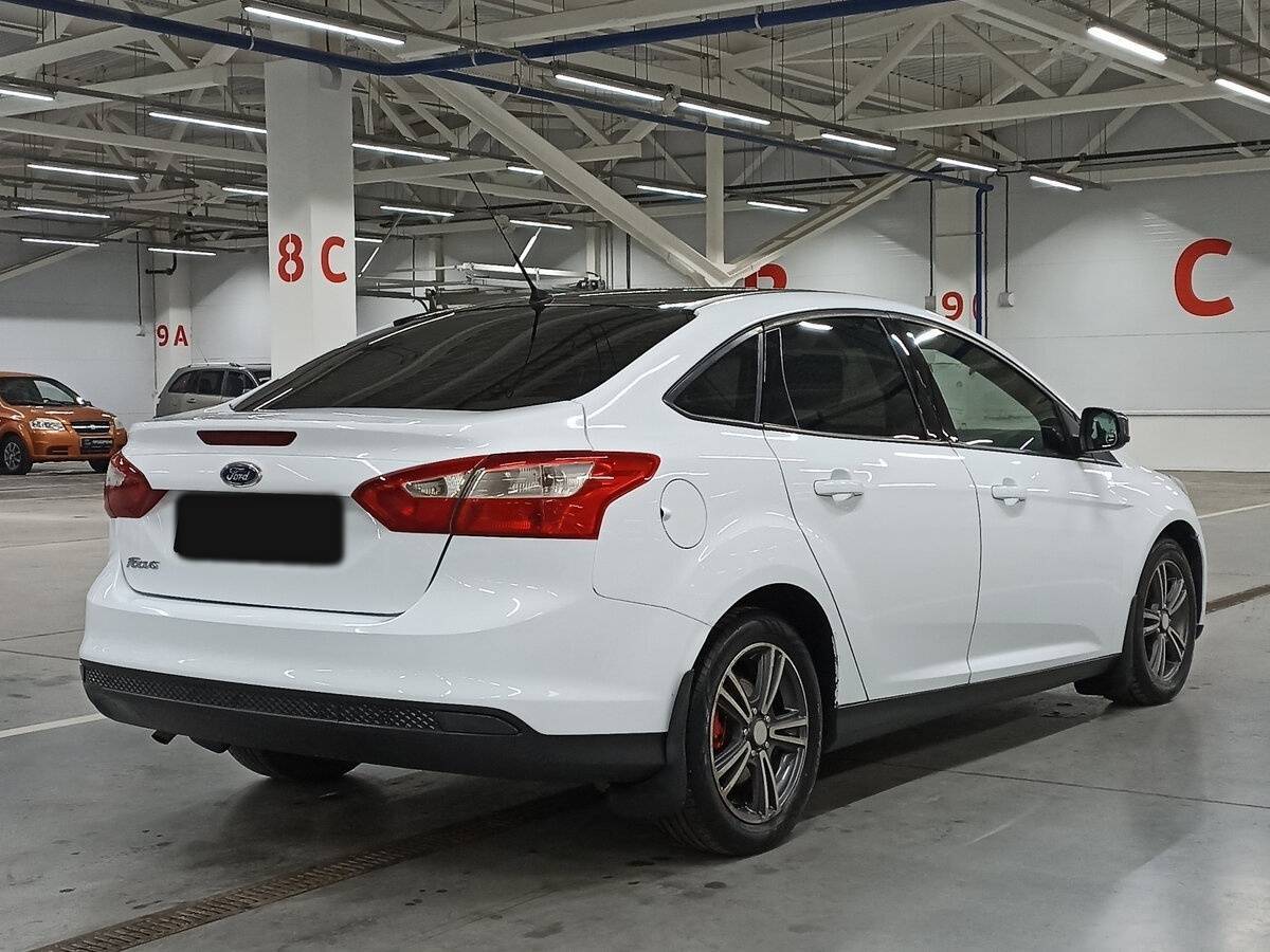 Купить Ford Focus с пробегом. Фото: #4