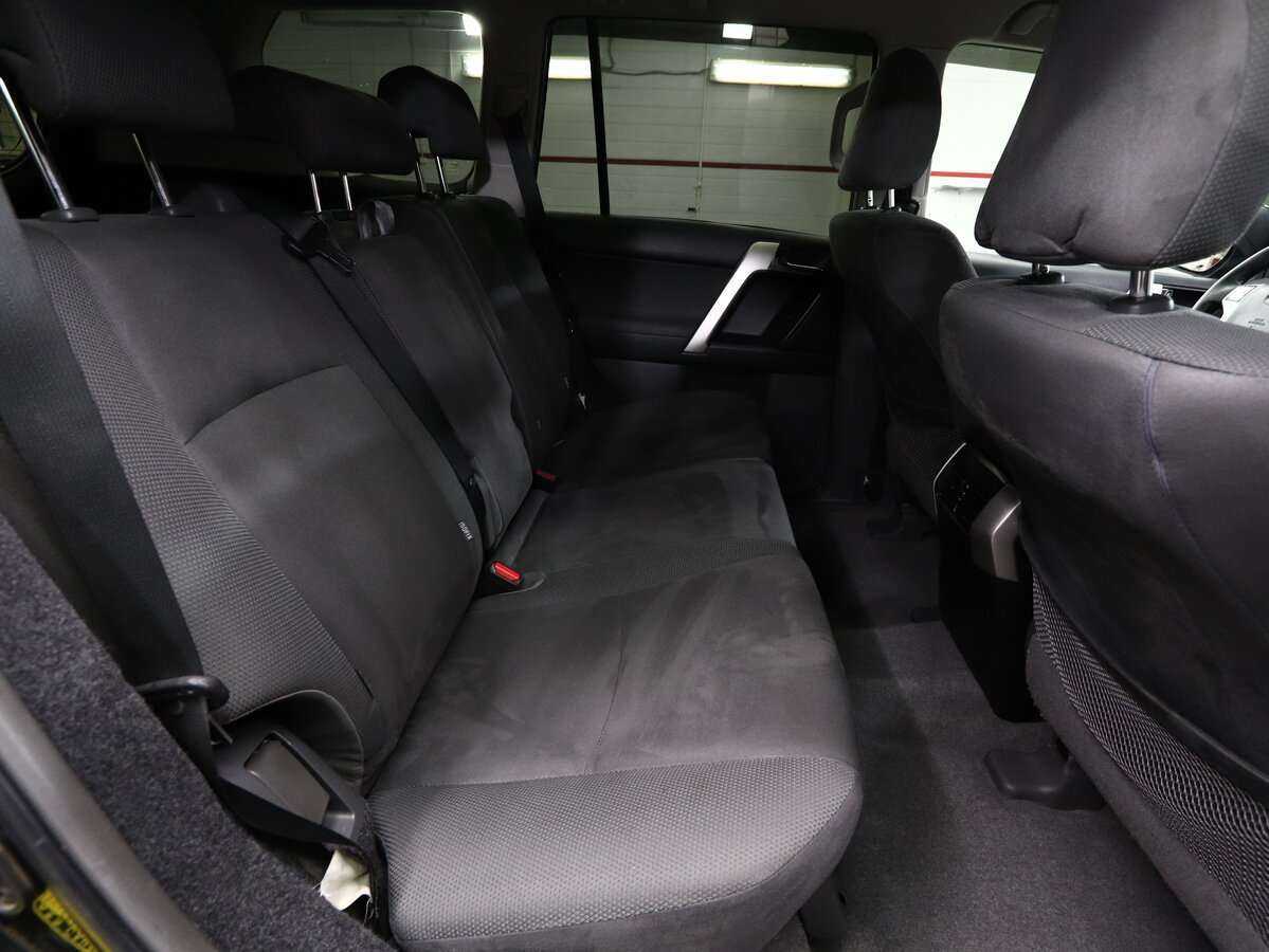 Купить Toyota Land Cruiser Prado с пробегом. Фото: #18