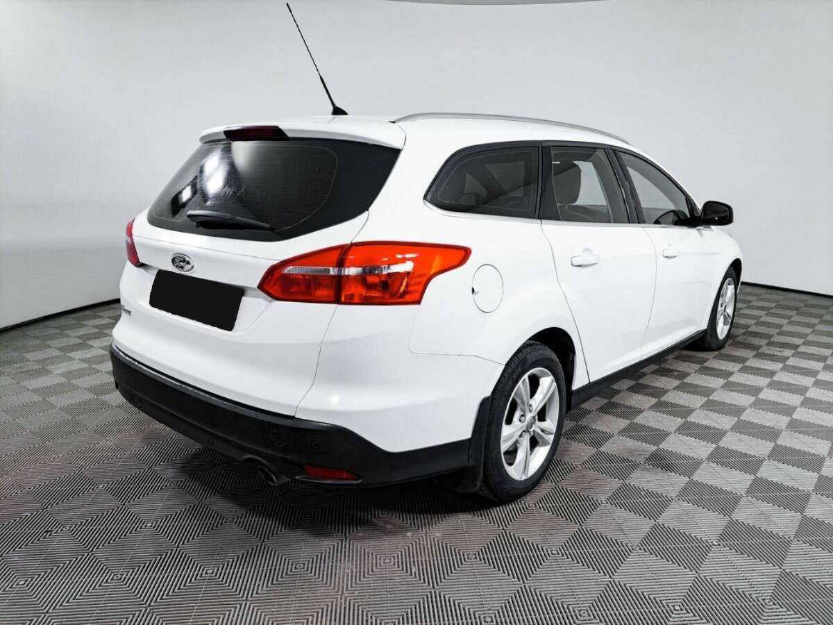 Купить Ford Focus с пробегом. Фото: #4