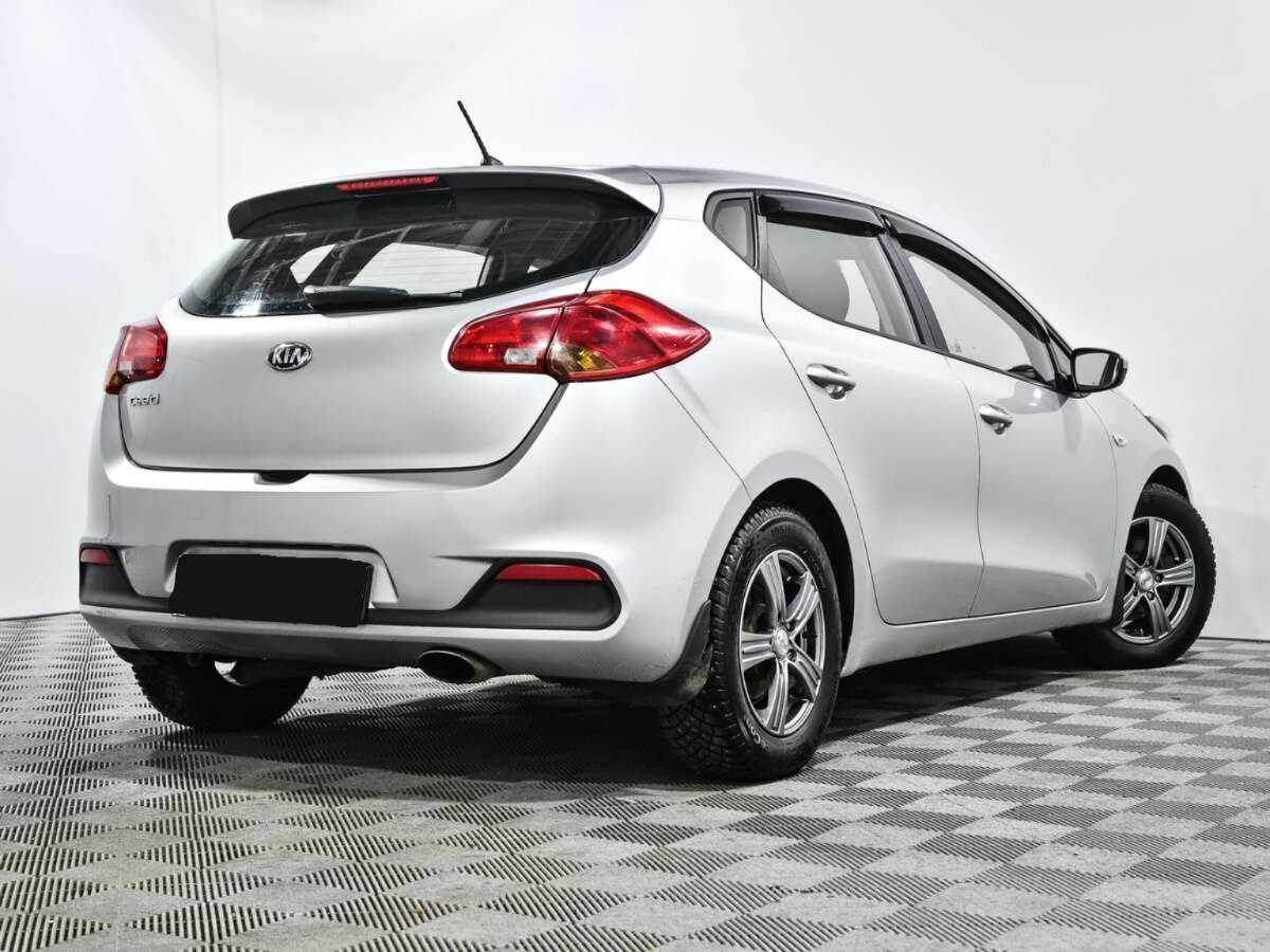 Купить Kia Ceed с пробегом. Фото: #3