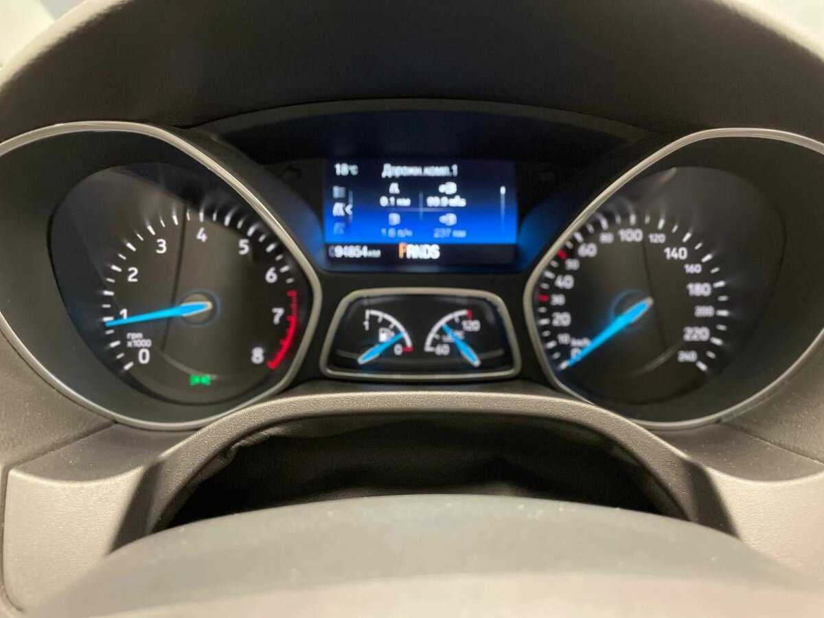 Купить Ford Focus с пробегом. Фото: #7