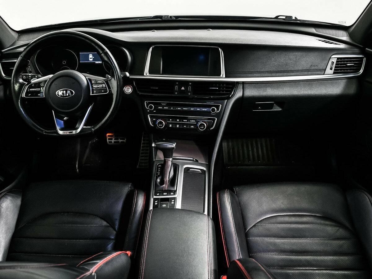 Купить Kia Optima с пробегом. Фото: #10
