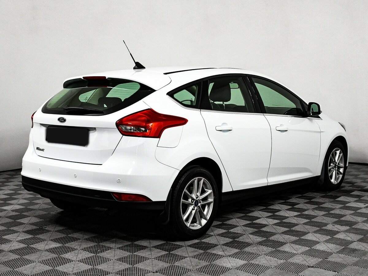 Купить Ford Focus с пробегом. Фото: #4