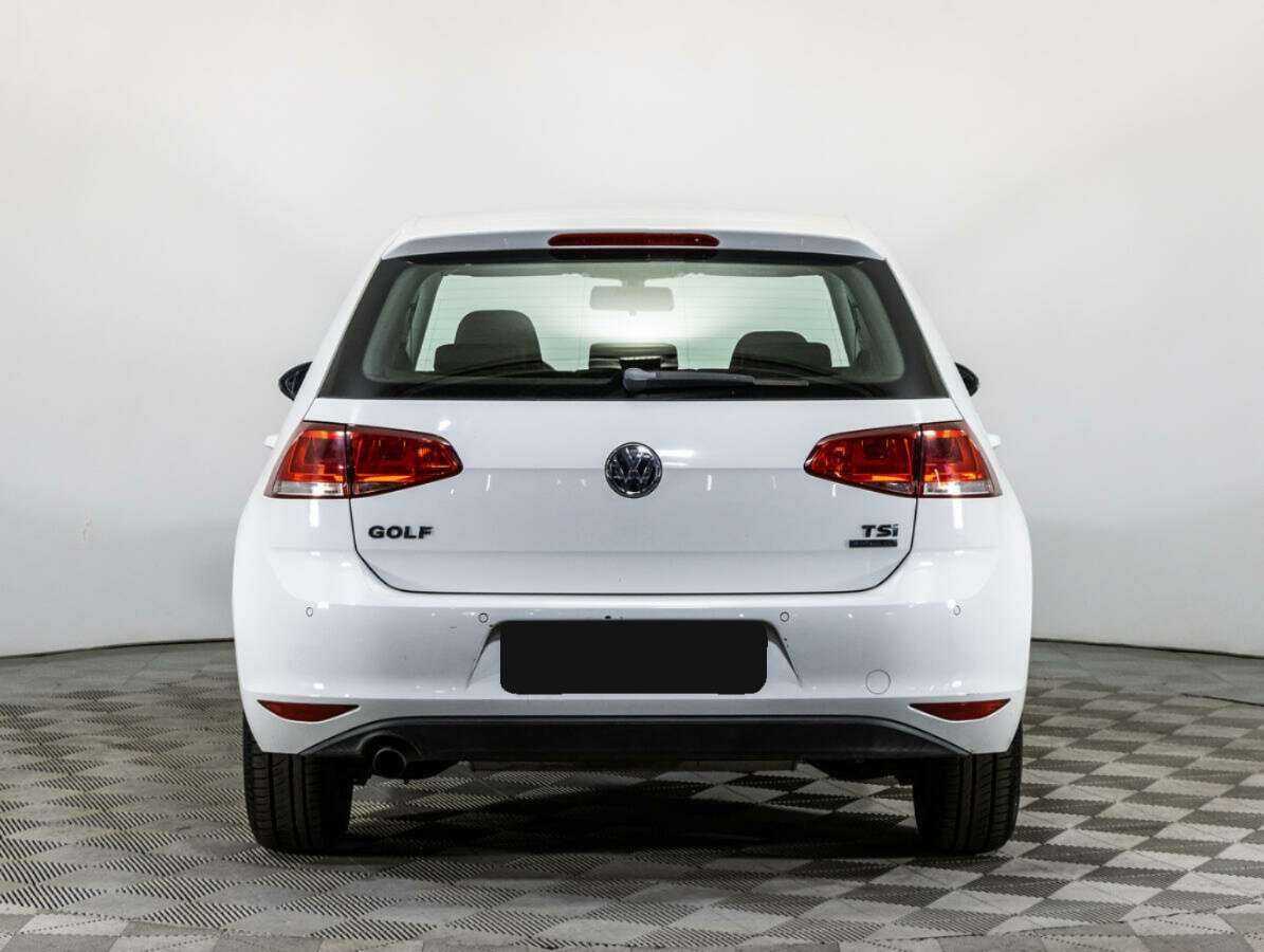 Купить Volkswagen Golf с пробегом. Фото: #4