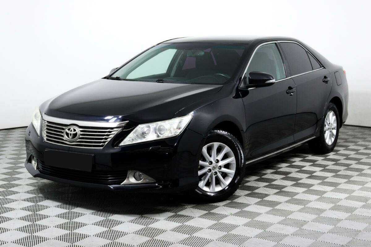 Купить Toyota Camry с пробегом. Посмотреть фото