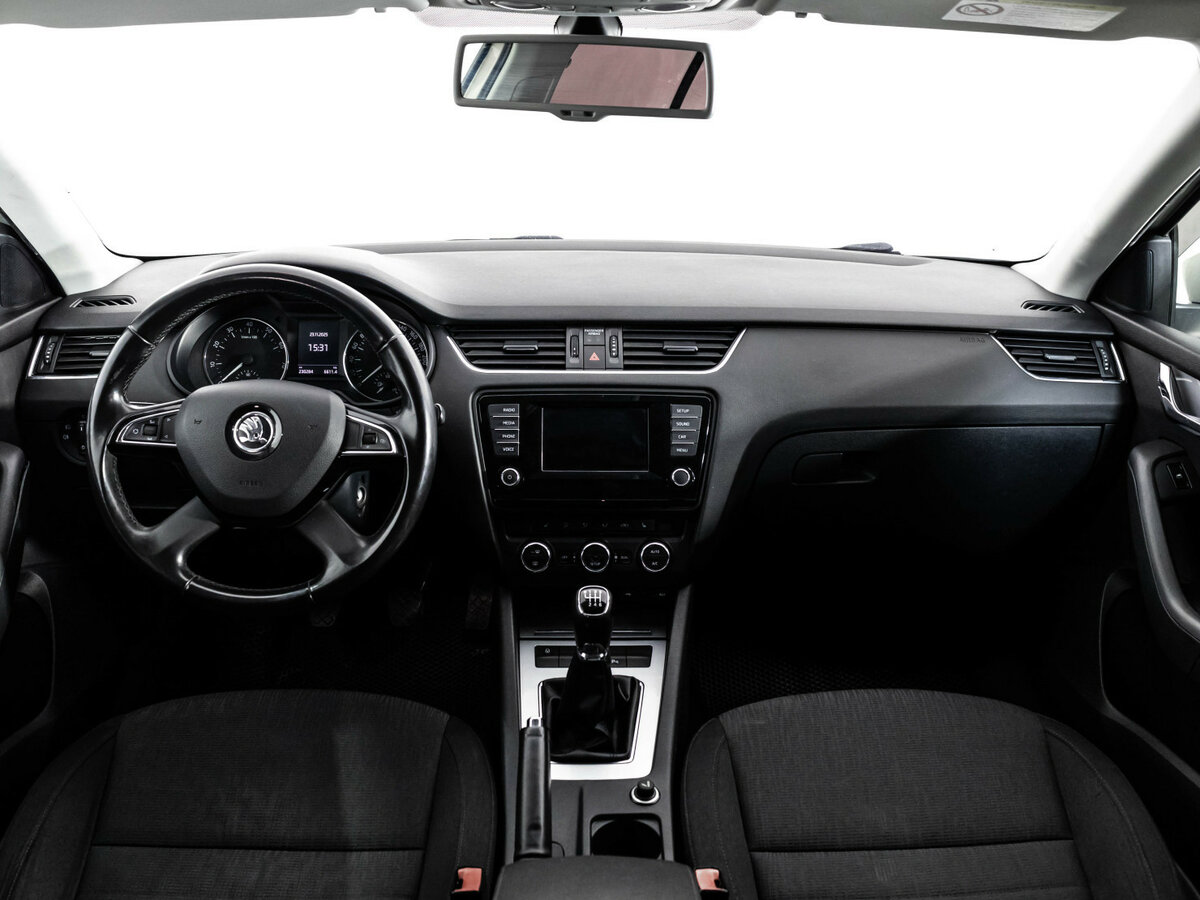 Купить Skoda Octavia с пробегом. Фото: #7
