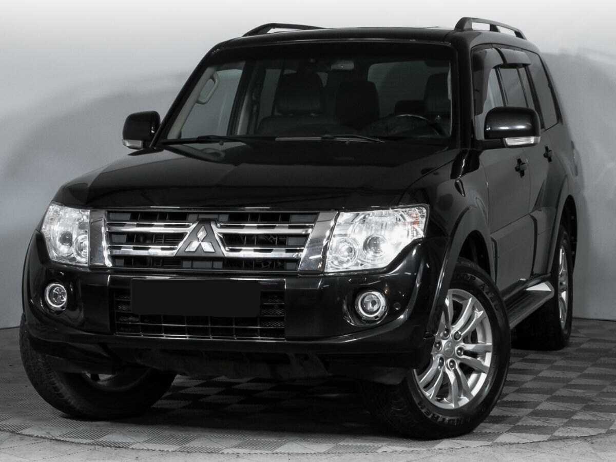 Купить Mitsubishi Pajero с пробегом. Посмотреть фото