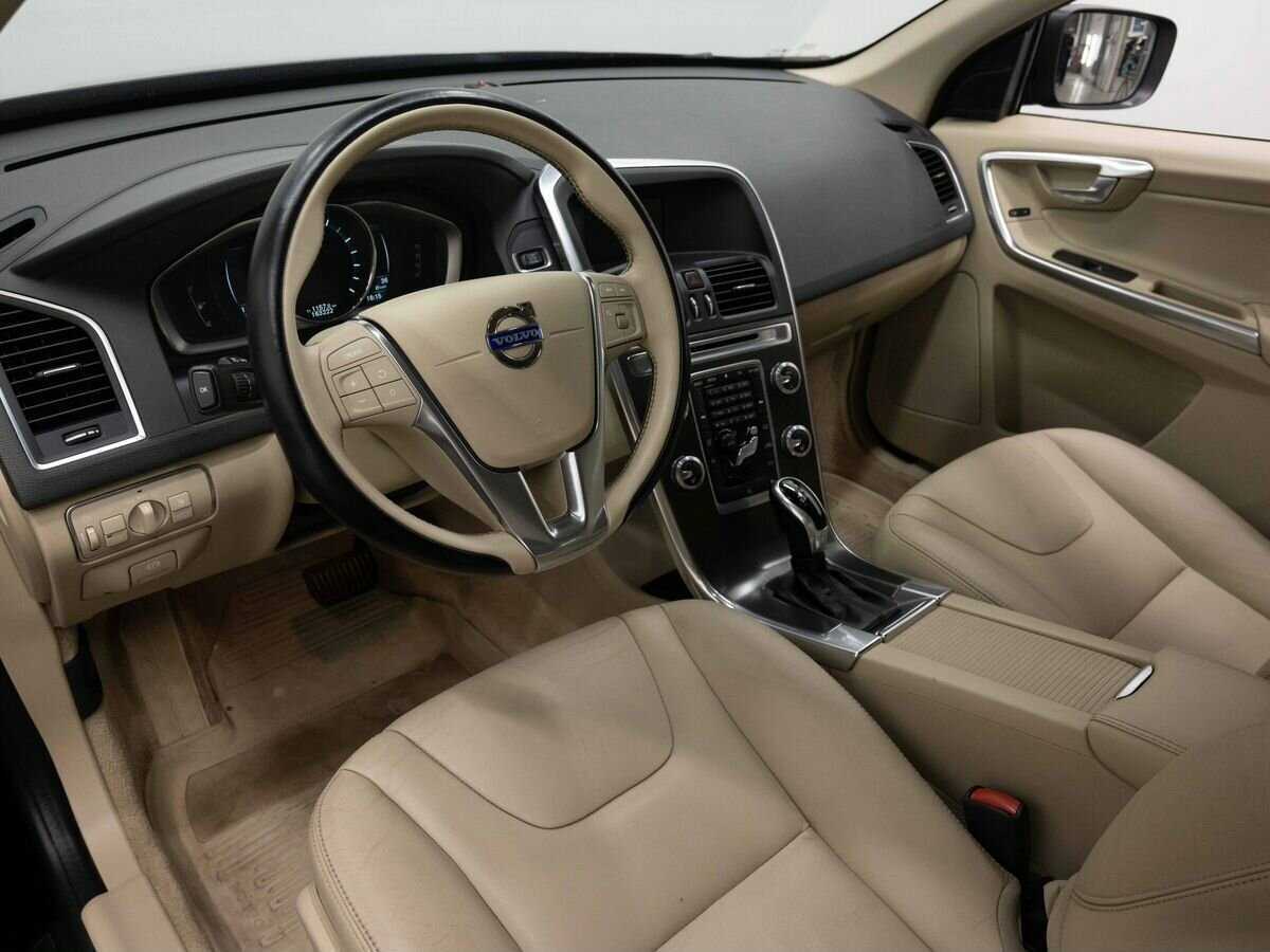 Купить Volvo XC60 с пробегом. Фото: #8