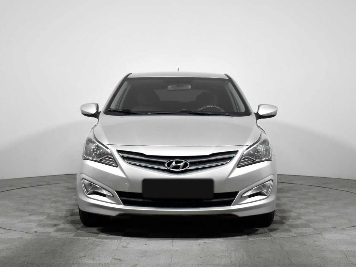 Купить Hyundai Solaris с пробегом. Фото: #1