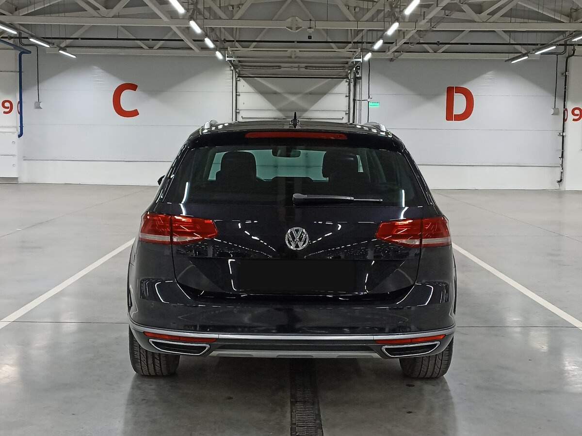 Купить Volkswagen Passat с пробегом. Фото: #5