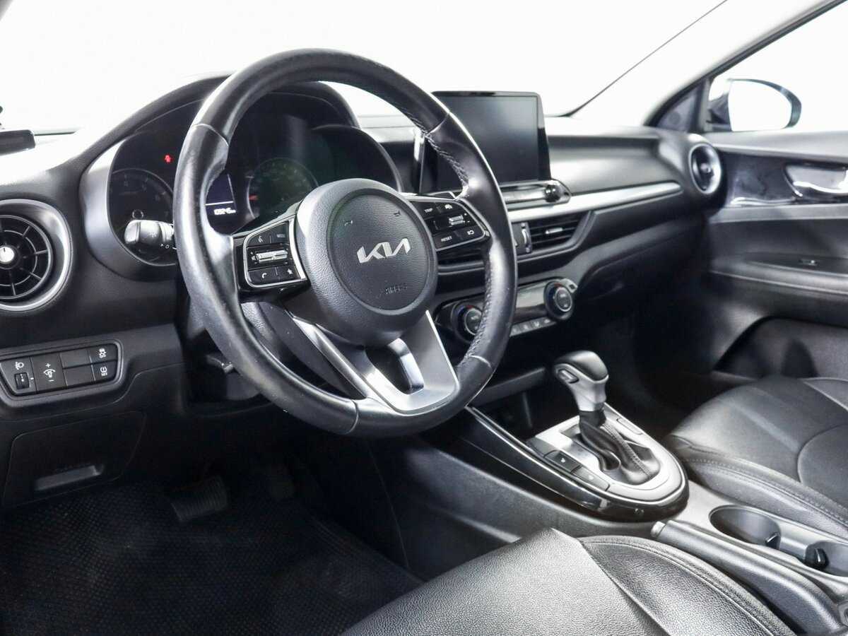 Купить Kia Cerato с пробегом. Фото: #10