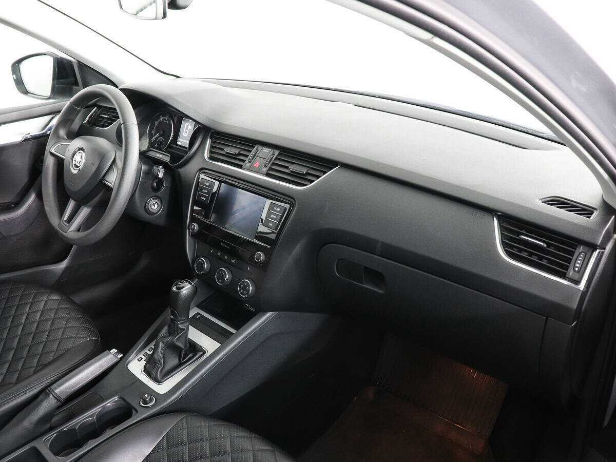 Купить Skoda Octavia с пробегом. Фото: #5