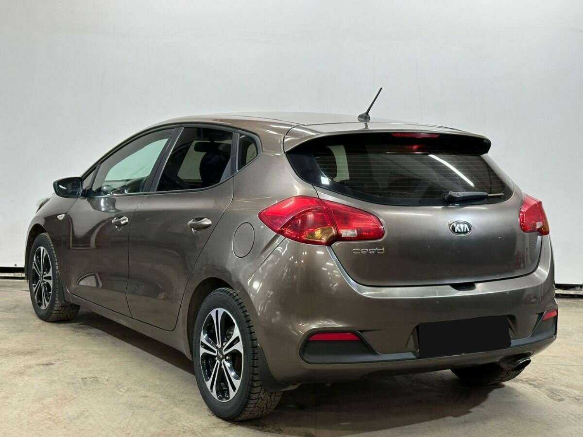 Купить Kia Ceed с пробегом. Фото: #6