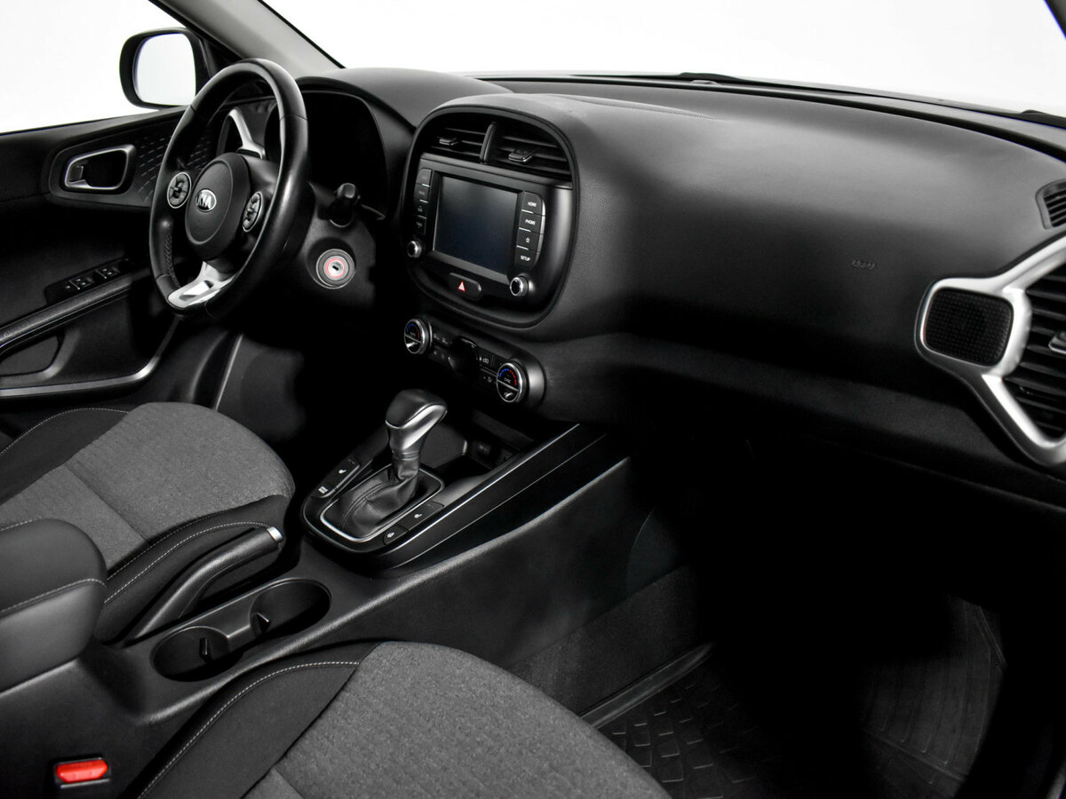 Купить Kia Soul с пробегом. Фото: #17