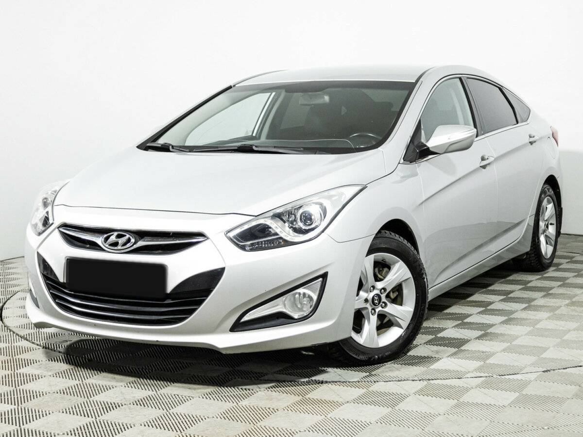 Купить Hyundai i40 с пробегом. Фото: #0