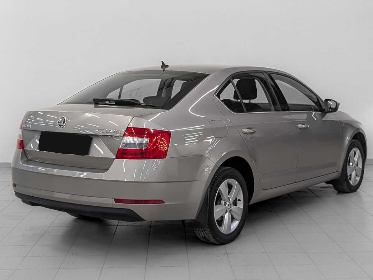 Купить Skoda Octavia с пробегом. Фото: #4