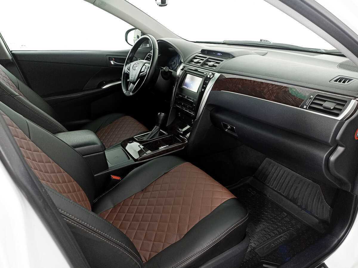 Купить Toyota Camry с пробегом. Фото: #8