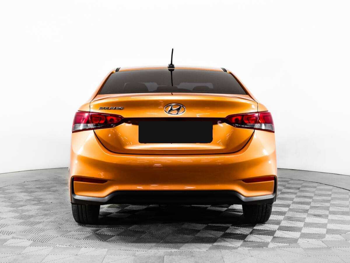 Купить Hyundai Solaris с пробегом. Фото: #4