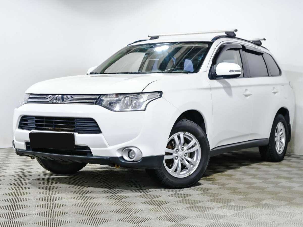 Купить Mitsubishi Outlander с пробегом. Посмотреть фото
