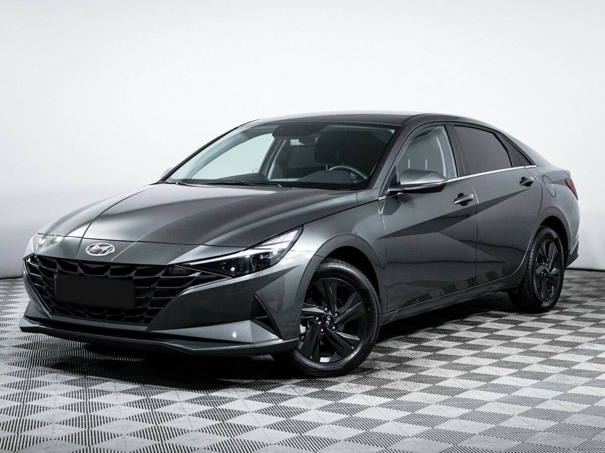 Купить Hyundai Elantra с пробегом. Посмотреть фото