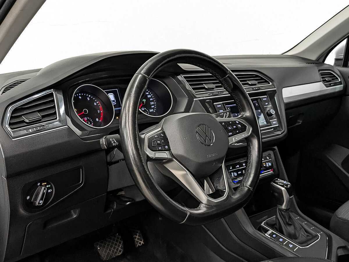 Купить Volkswagen Tiguan с пробегом. Фото: #14