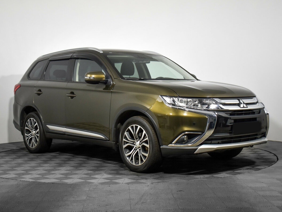 Купить Mitsubishi Outlander с пробегом. Фото: #2