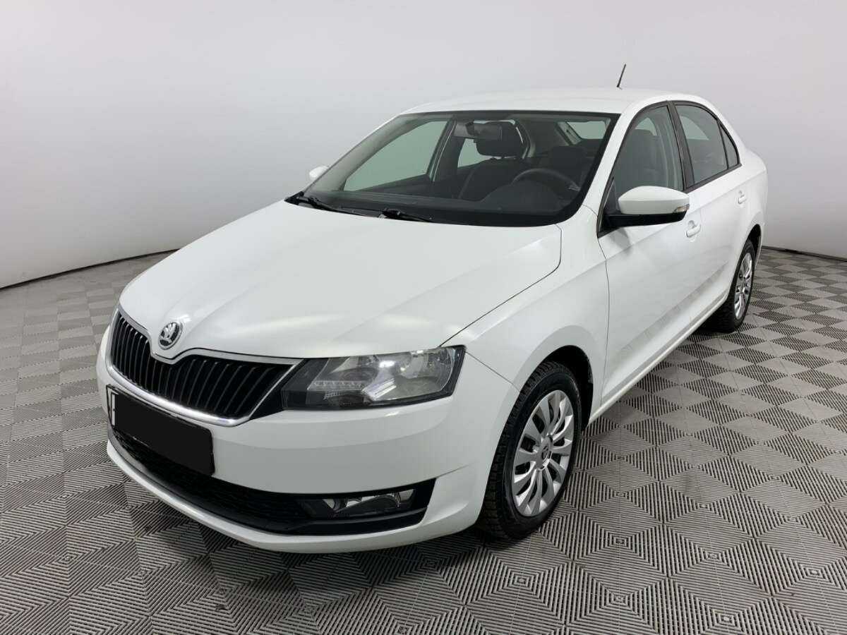 Купить Skoda Rapid с пробегом. Посмотреть фото
