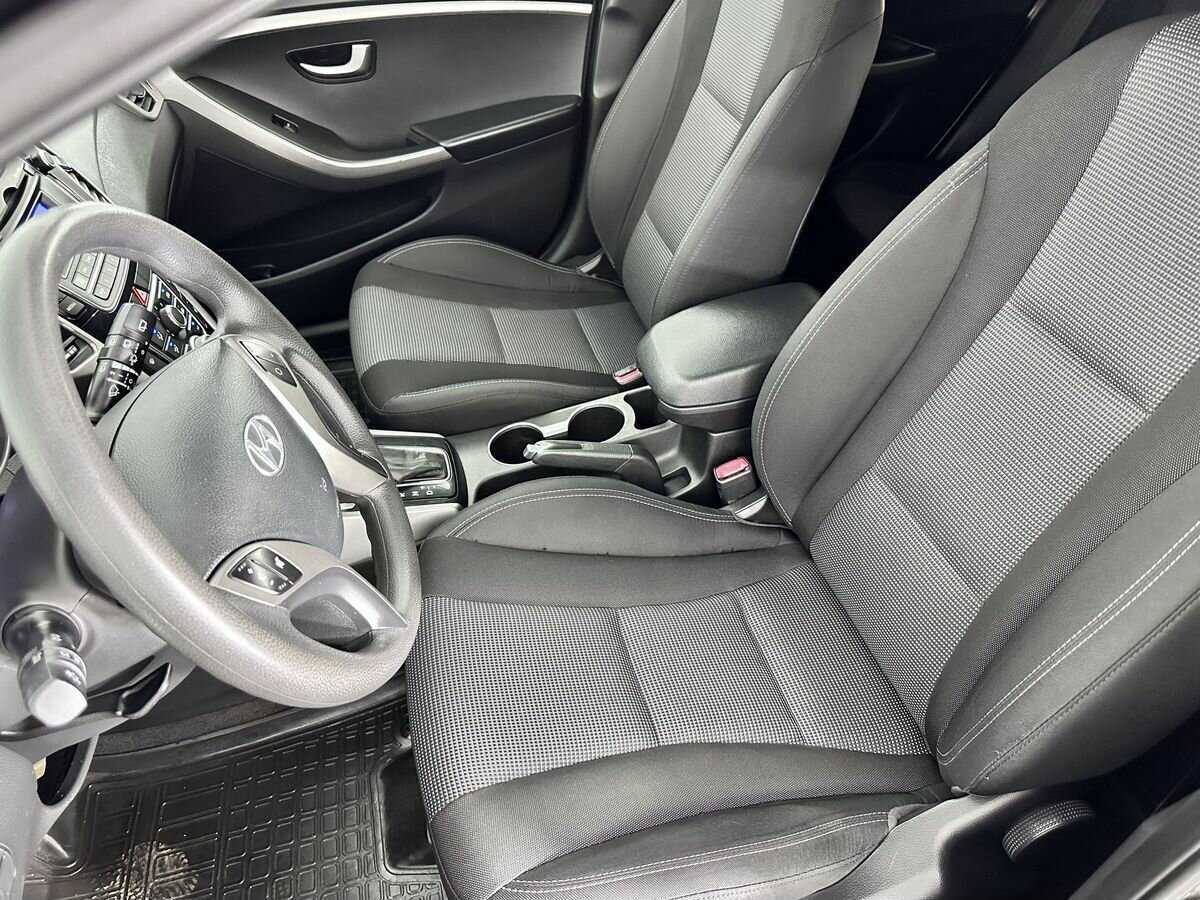 Купить Hyundai i30 с пробегом. Фото: #7