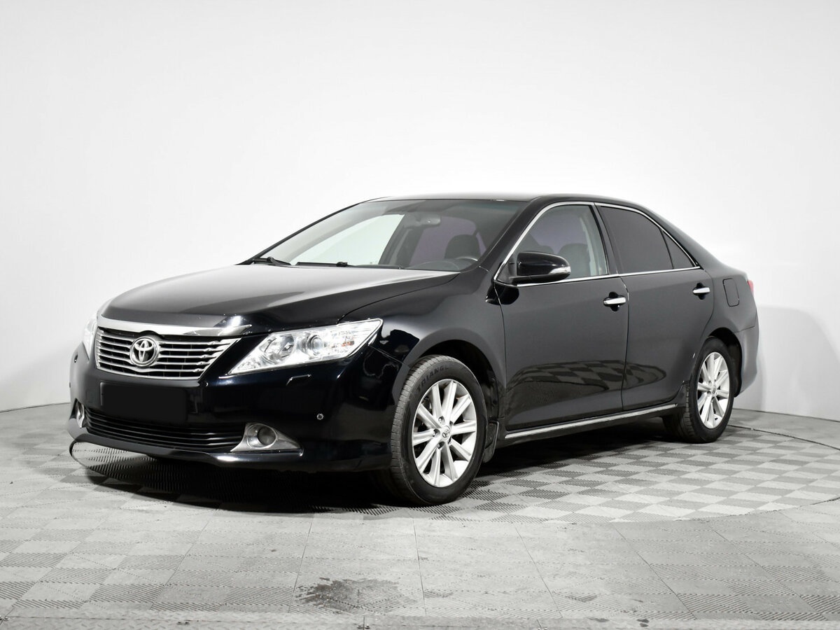 Купить Toyota Camry с пробегом. Посмотреть фото
